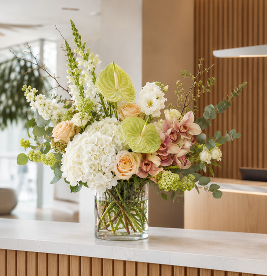 Blomsterdekoration til reception | Kontorblomster